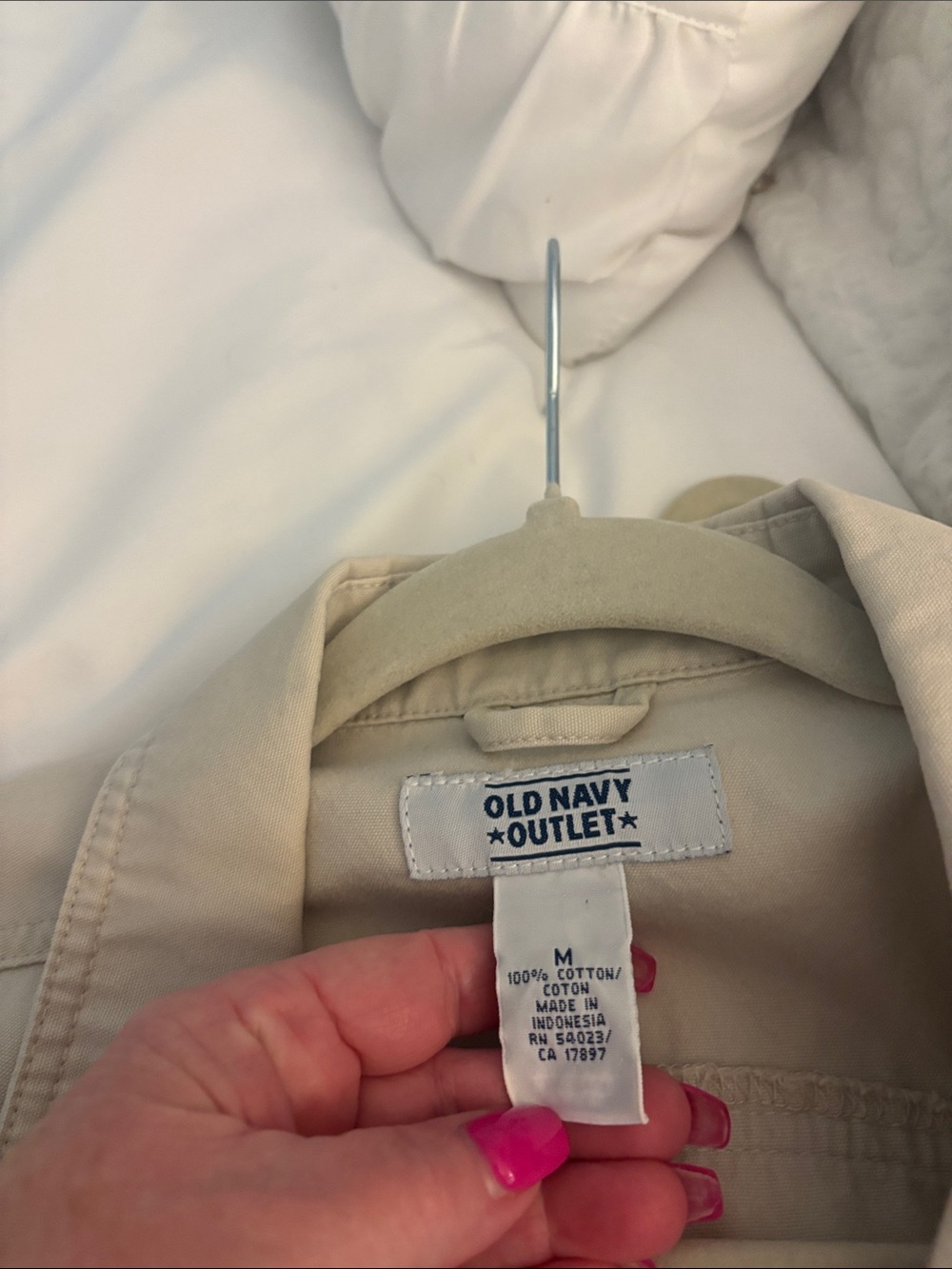 Old Navy Outlet Beige Jean Jacket - Picture 3 of 4